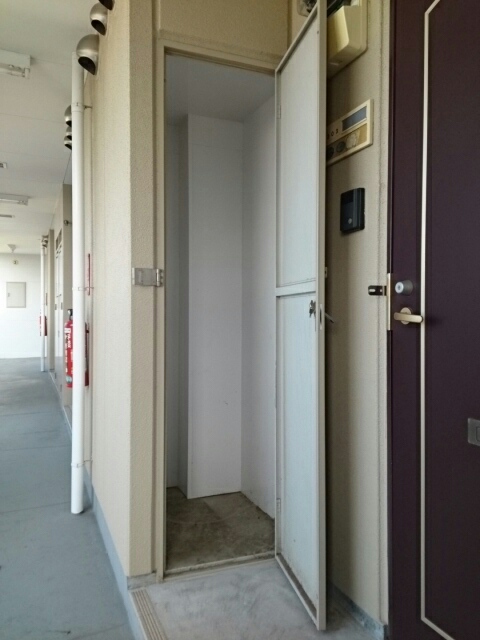 13/24 エントランス