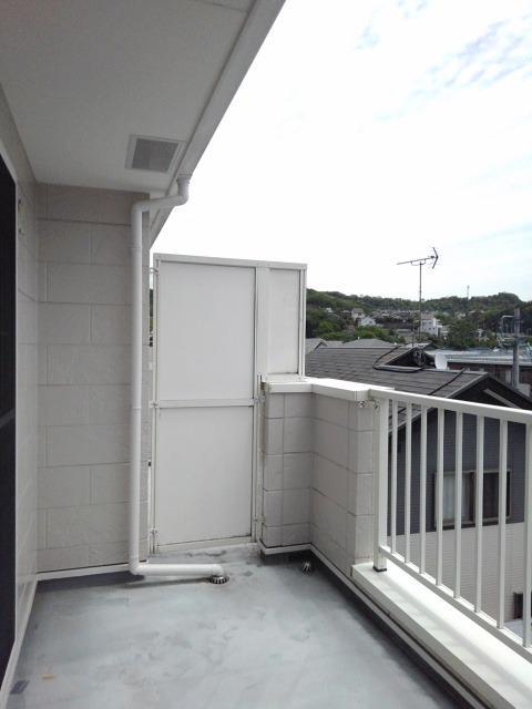 13/23 バルコニー