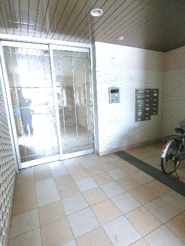 3/10 エントランス