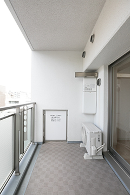 13/20 バルコニー