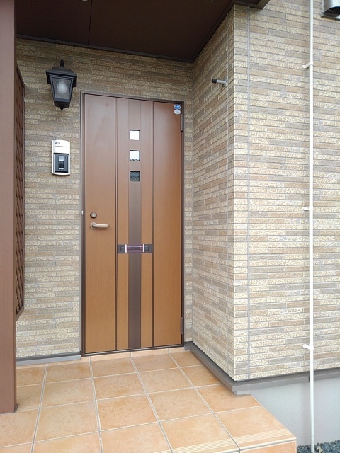 14/20 エントランス