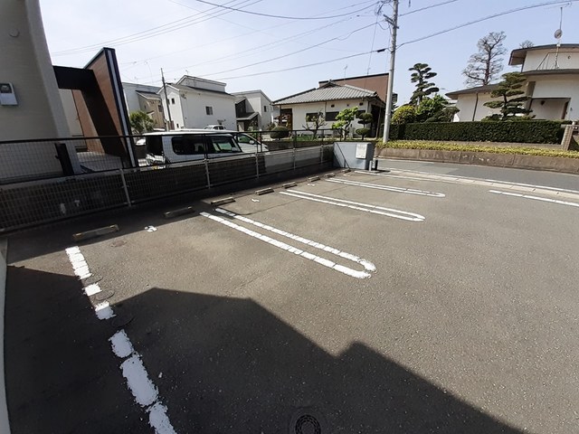 14/20 駐車場