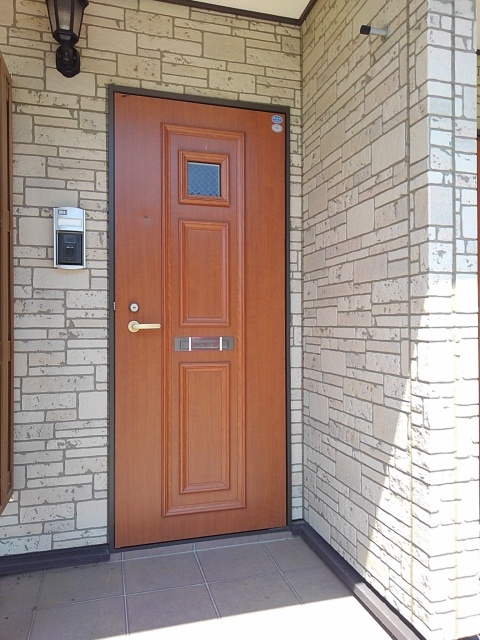 18/28 エントランス