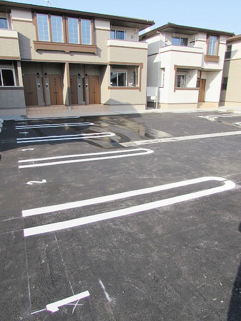 14/20 駐車場