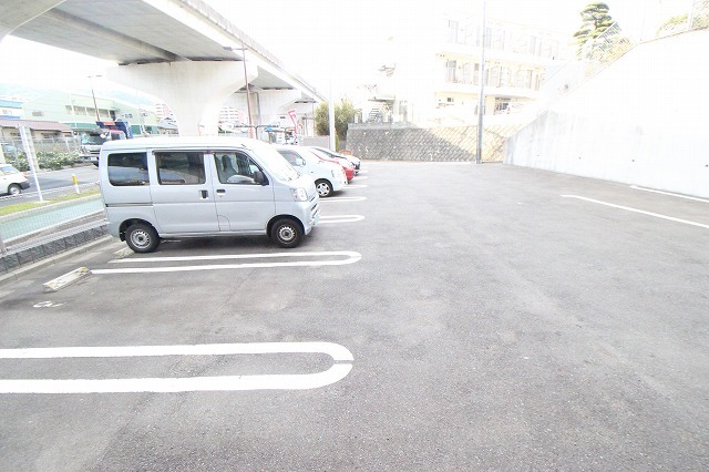 14/20 駐車場