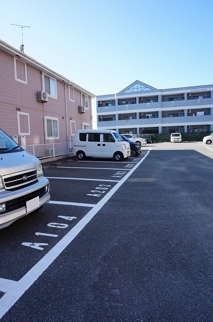 14/20 駐車場