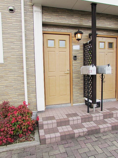 13/20 エントランス