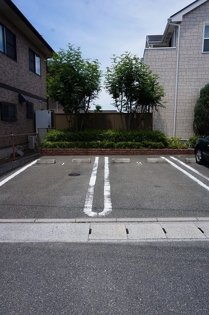 14/20 駐車場