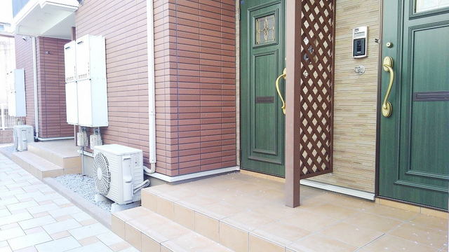 13/20 エントランス