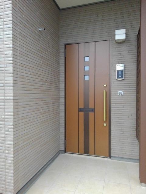 14/20 エントランス