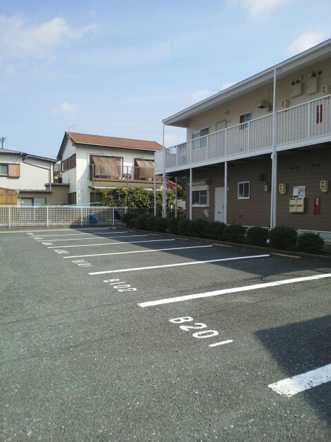 14/19 駐車場