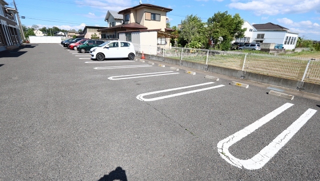 2/8 駐車場
