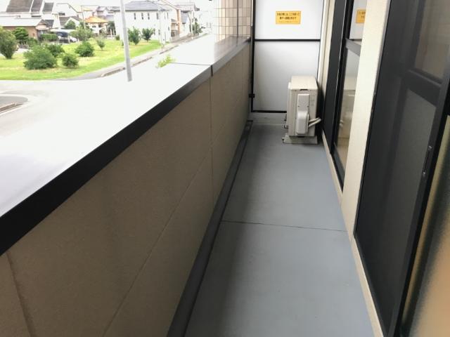22/30 エントランス