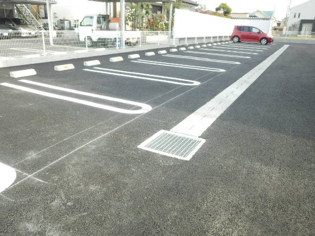 22/29 駐車場