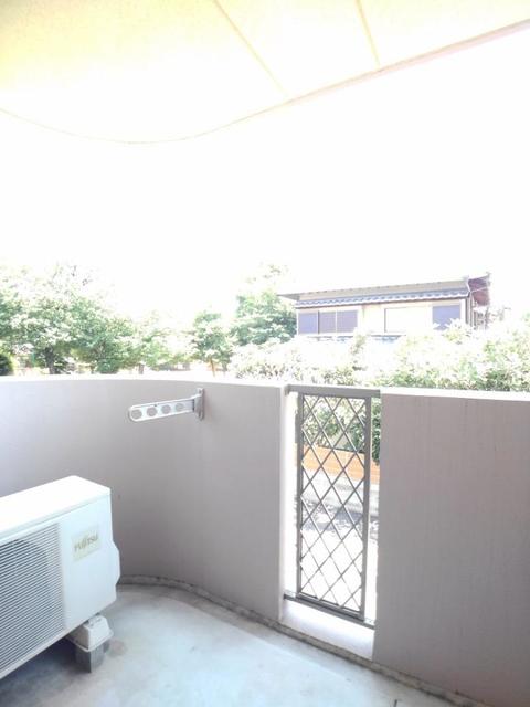 14/20 エントランス