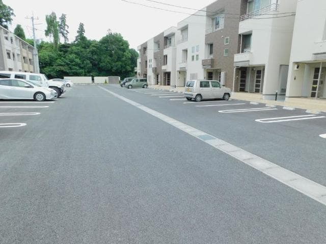 14/20 駐車場