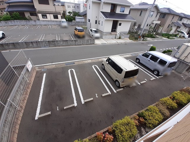 14/20 駐車場