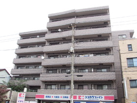 16/25 エントランス