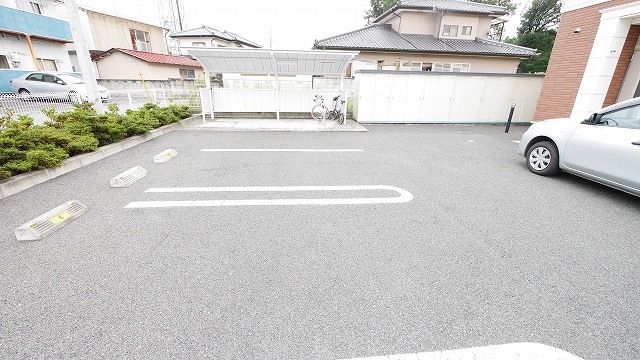 14/20 駐車場