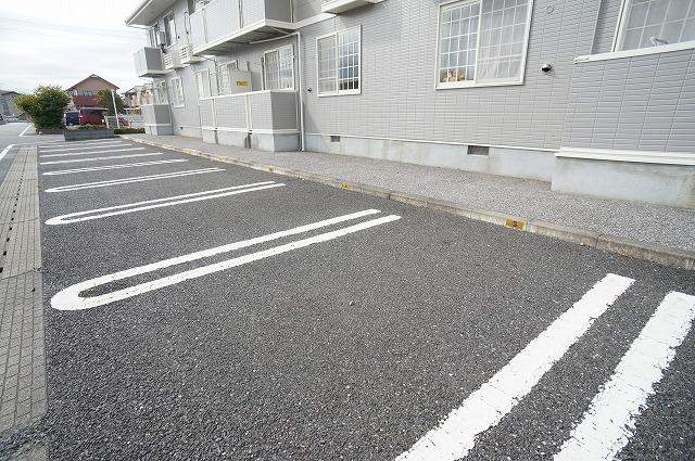 14/20 駐車場