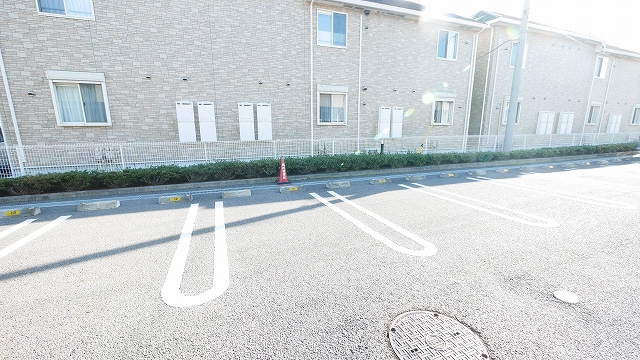 14/20 駐車場