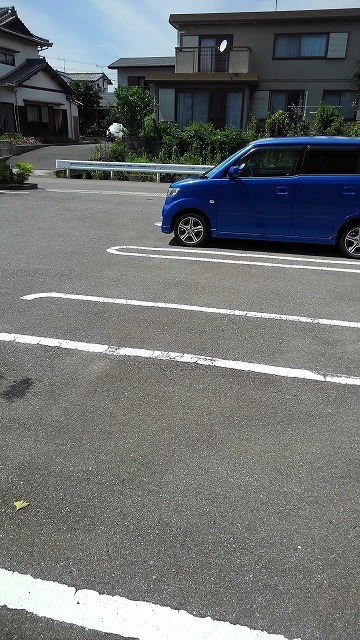 14/23 駐車場