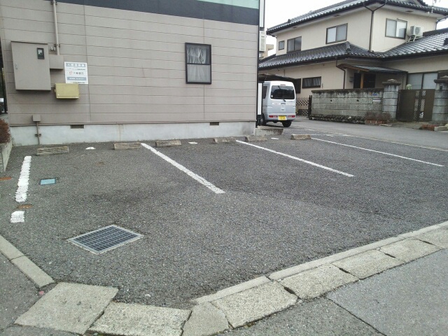 14/20 駐車場