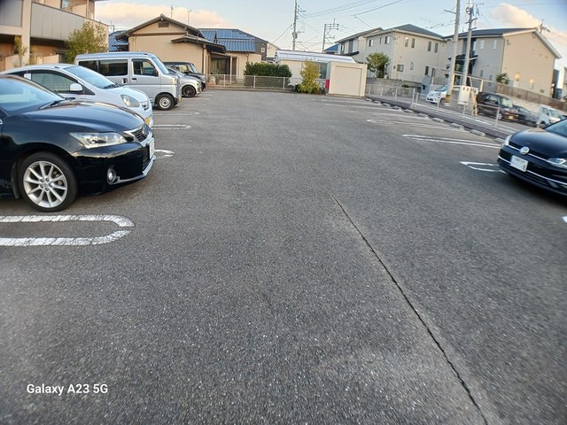 2/8 駐車場