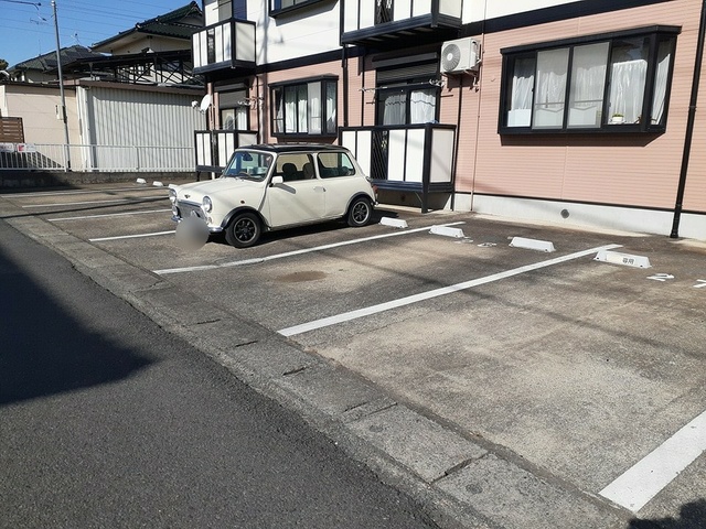 14/20 駐車場