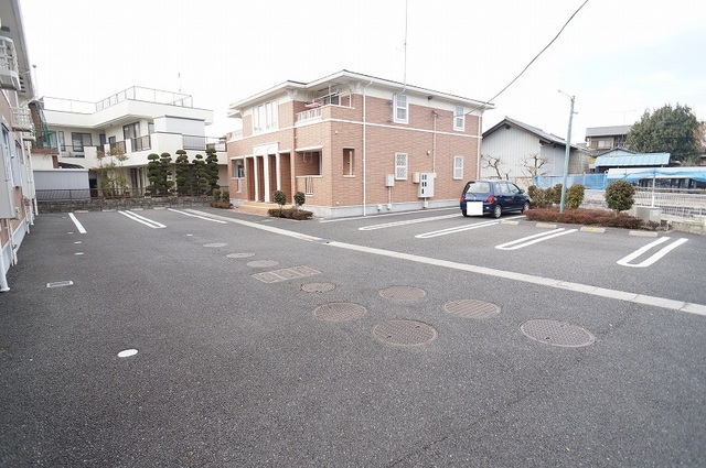 14/20 駐車場