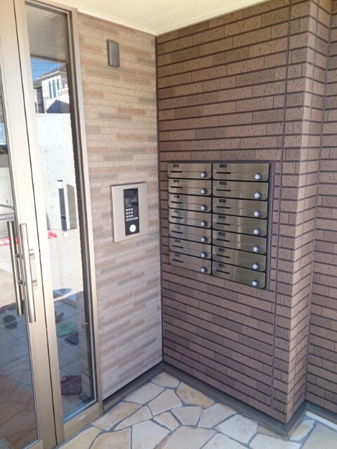 14/22 エントランス