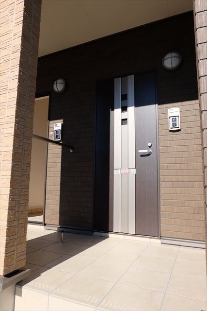 21/28 エントランス