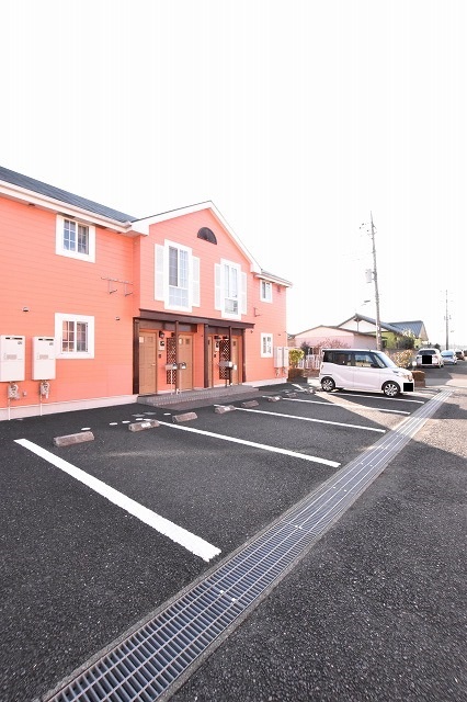 14/20 駐車場