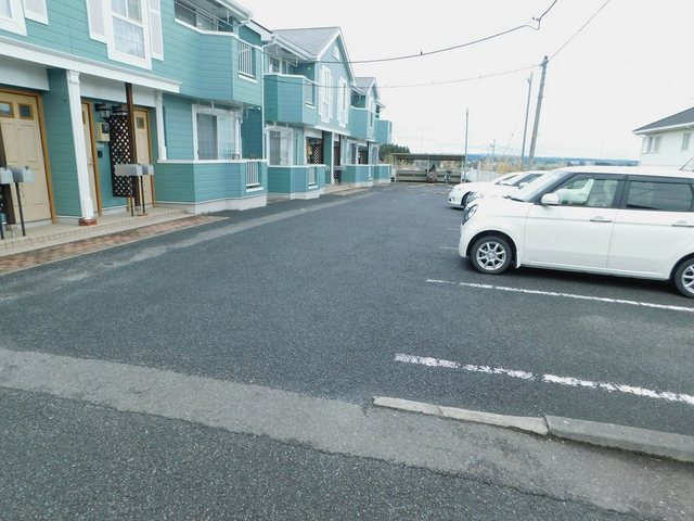 14/20 駐車場