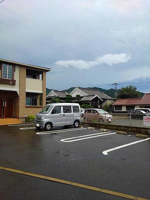 2/8 駐車場
