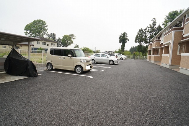 14/20 駐車場