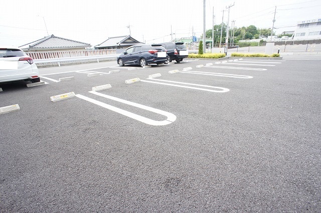 2/8 駐車場