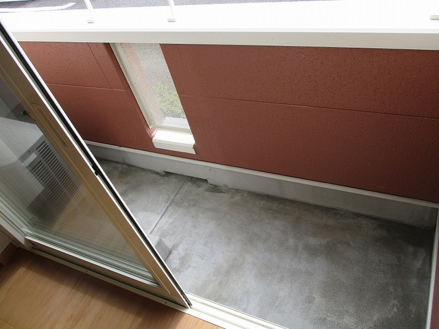 19/28 バルコニー