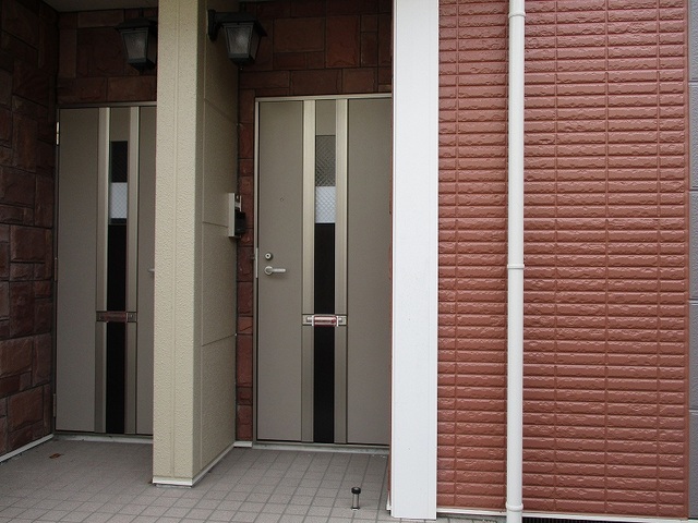 21/28 エントランス