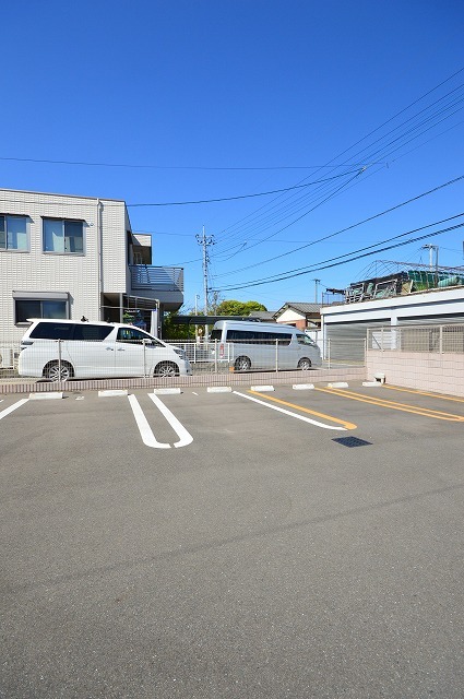 14/20 駐車場