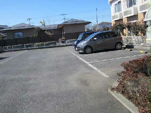 14/22 駐車場
