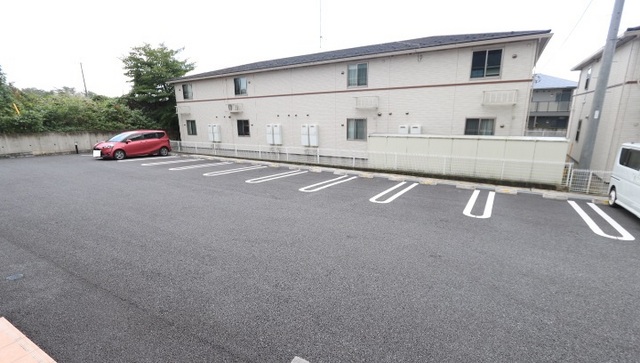 14/20 駐車場