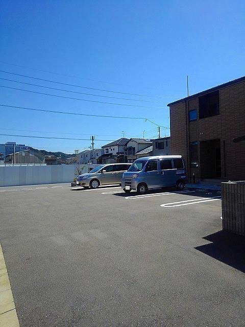 14/20 駐車場