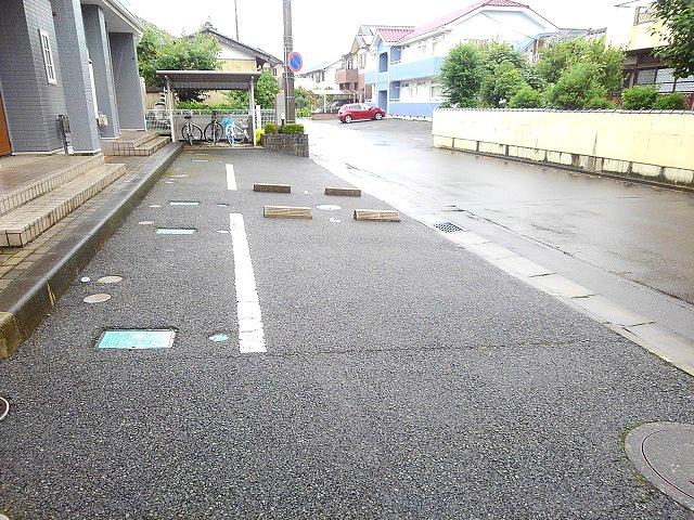 14/20 駐車場