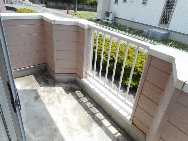 13/22 バルコニー