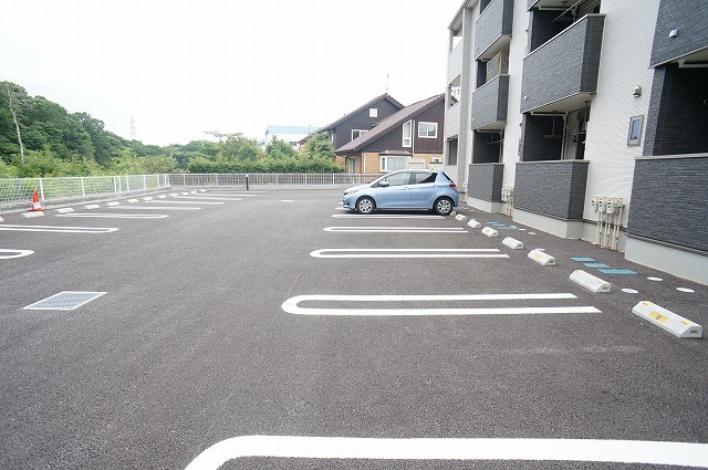 14/20 駐車場
