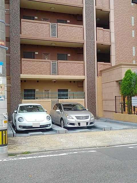 14/20 駐車場