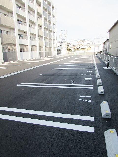 14/20 駐車場