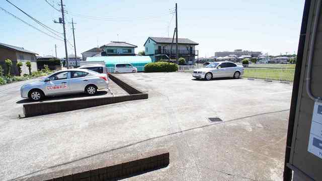 2/8 駐車場