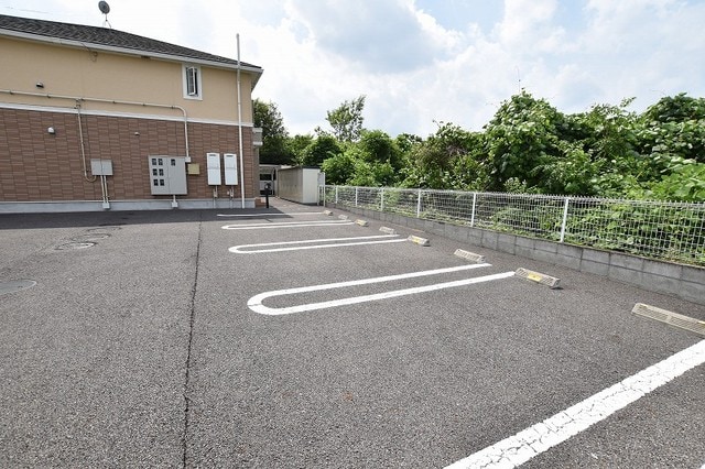 14/20 駐車場